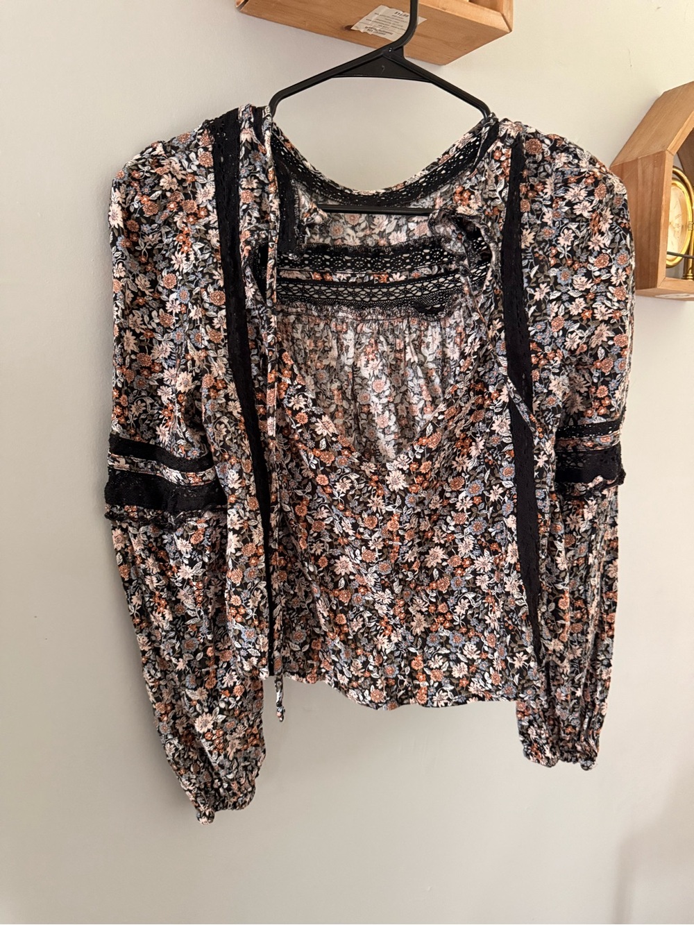 American Eagle Outfitters Floral Lace-Trim Blouse - Black with Rust & Cream